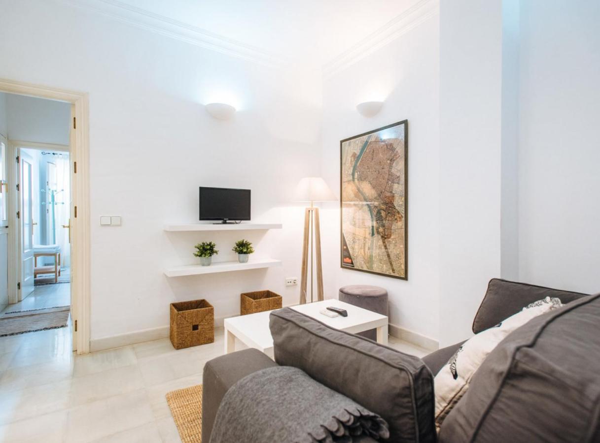 Lanza Suite Apartment Seville Exterior photo